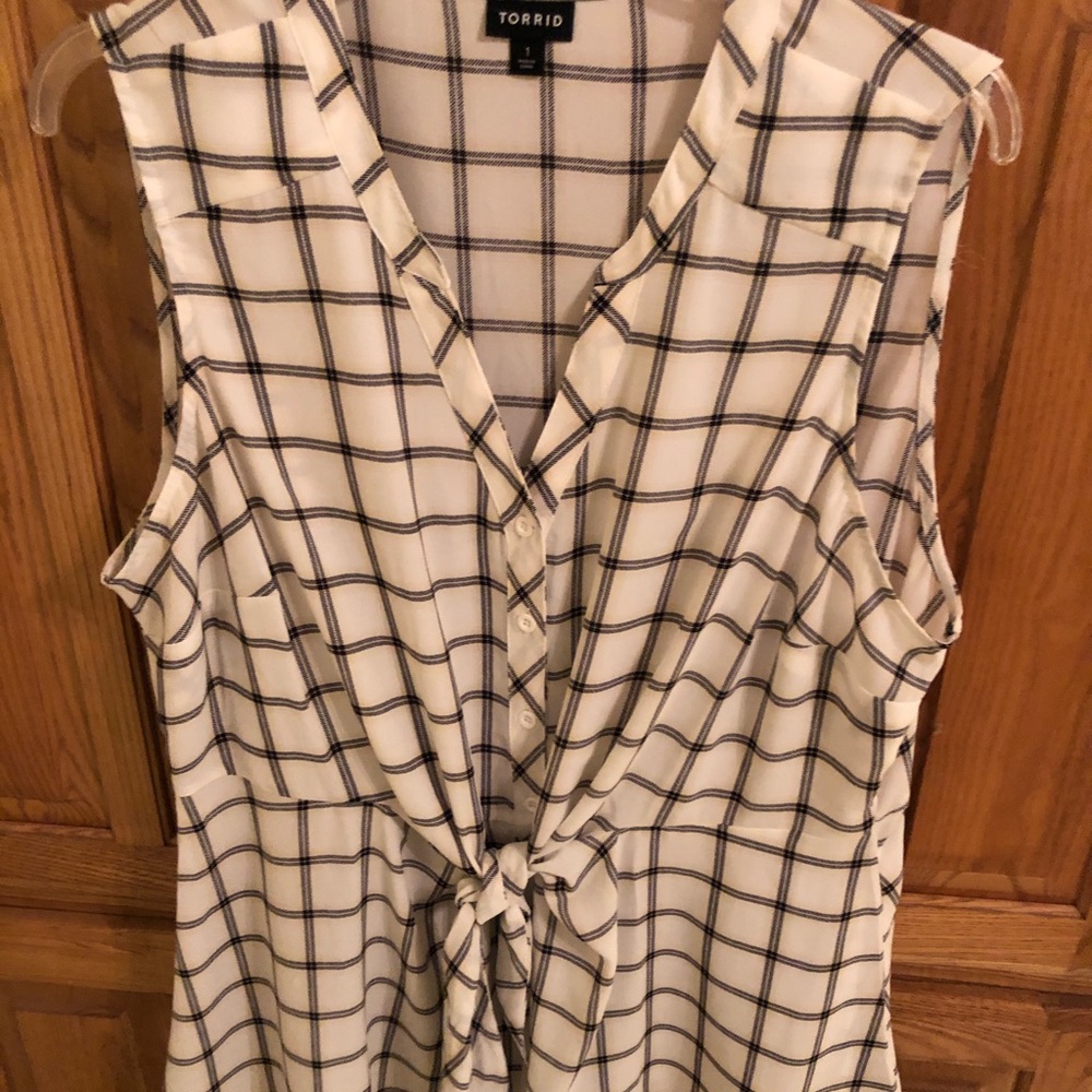 Torrid blouse